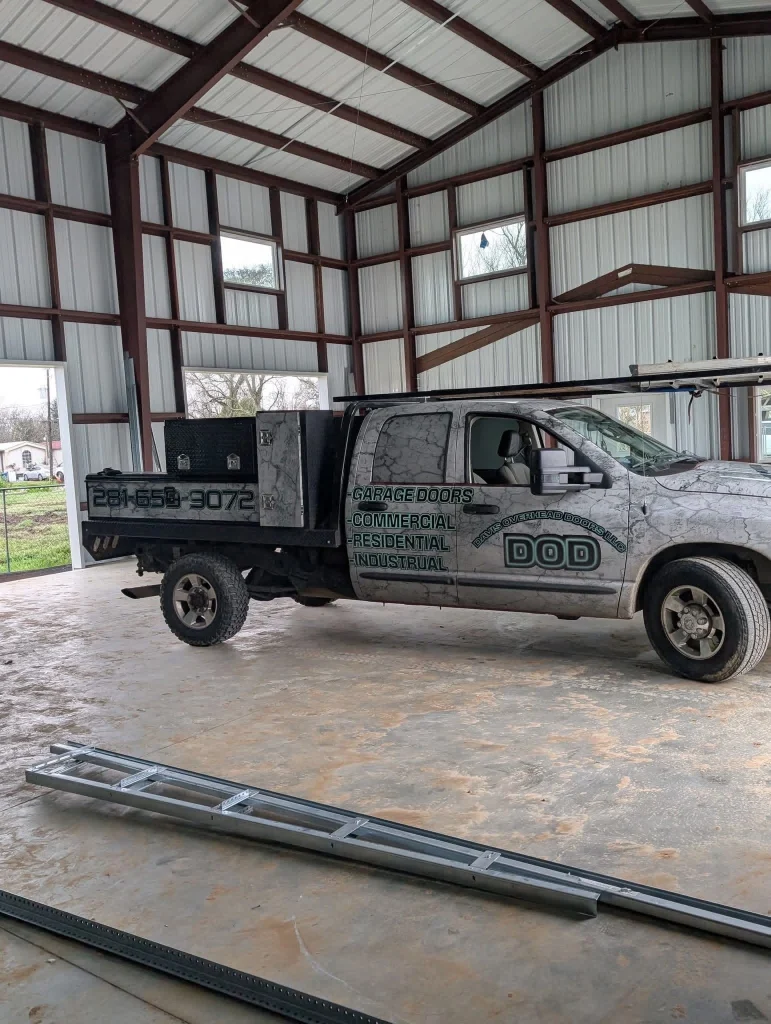 How Professionals Fix Garage Door